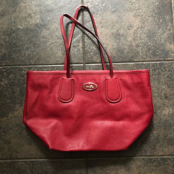 Coach Handbags - ❤️ Coach bag